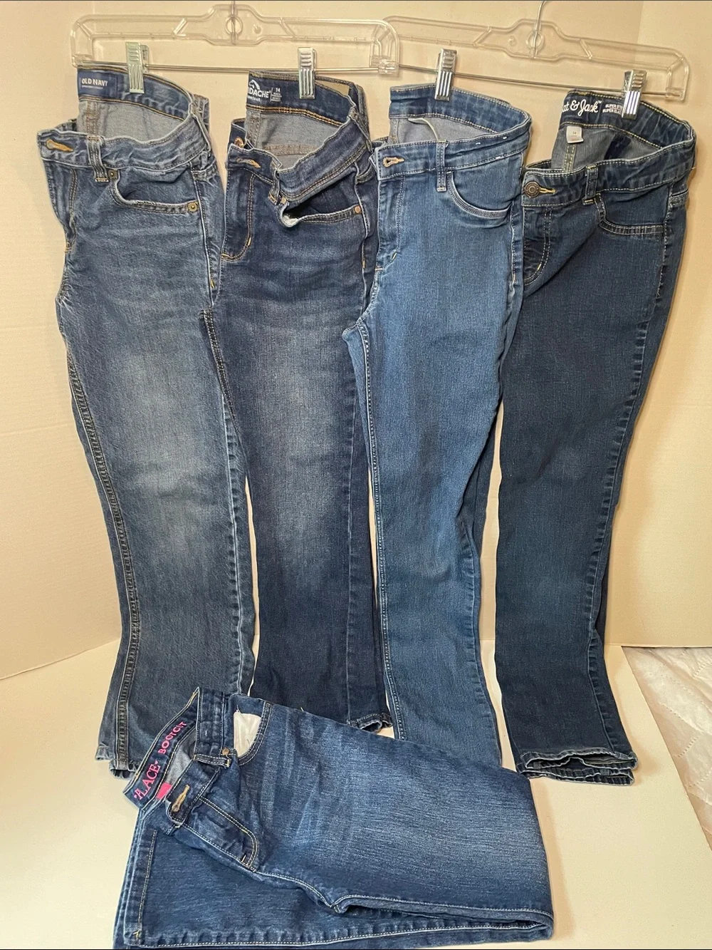 5 pk bundle of Youth Size 14 Girls Blue Jeans- Place ,Jordache, Old Navy